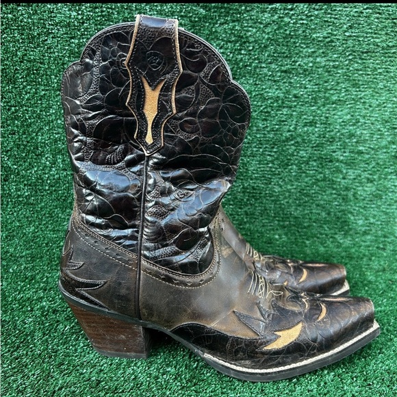 Ariat Brown Heeled Boots - Picture 3 of 10